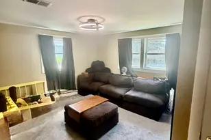 76 Dickens St, Attleboro, MA 02703 - Photo 12