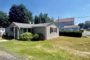 76 Dickens St, Attleboro, MA 02703 - Photo 2