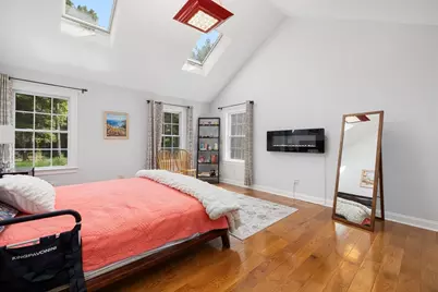 21 Chase Rd, Dartmouth, MA 02747 - Photo 10