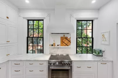 1 Melrose St #3, Boston, MA 02116 - Photo 2