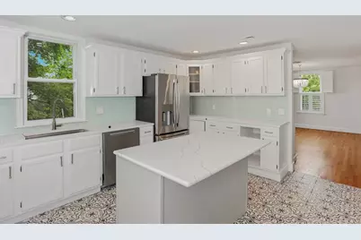 20 Ocean Ave #4, Marblehead, MA 01945 - Photo 8