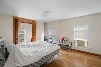 35 Middle St, Newton, MA 02458 - Photo 18
