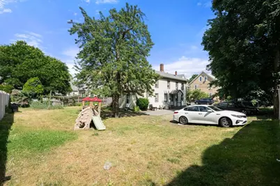 35 Middle St, Newton, MA 02458 - Photo 22
