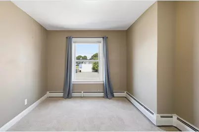 27 Johnson St, Fall River, MA 02723 - Photo 18