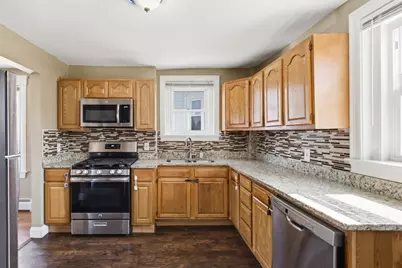 27 Johnson St, Fall River, MA 02723 - Photo 8