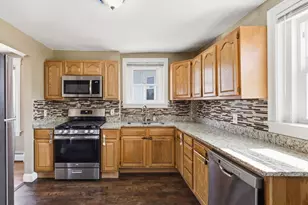 27 Johnson St, Fall River, MA 02723 - Photo 8