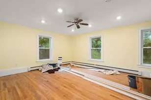 212 Chestnut Ave, Boston, MA 02130 - Photo 16