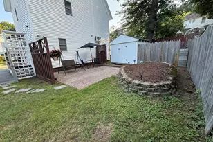 11 Amherst St, Worcester, MA 01602 - Photo 26