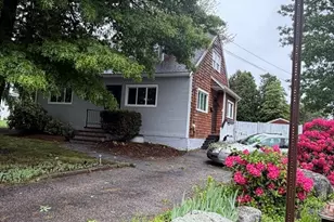 47 Granite St, Brockton, MA 02302 - Photo 2