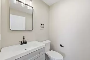 43 Leyfred Terrace, Springfield, MA 01109 - Photo 8