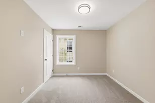 43 Leyfred Terrace, Springfield, MA 01109 - Photo 12