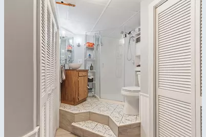 11 Hemlock Ave, Methuen, MA 01844 - Photo 32