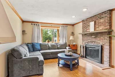 11 Hemlock Ave, Methuen, MA 01844 - Photo 4