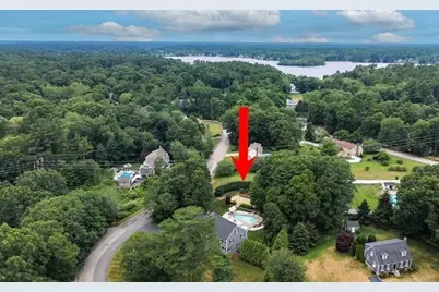 32 Country Club Cir, Pembroke, MA 02359 - Photo 42