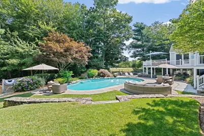 71 Satuit Meadow Ln, Norwell, MA 02061 - Photo 4