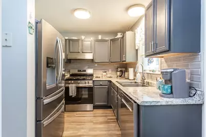 22 Reservoir Ave, Swansea, MA 02777 - Photo 4