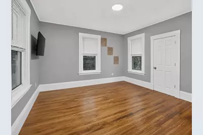 8 Jay St, Fitchburg, MA 01420 - Photo 8