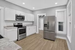 8 Jay St, Fitchburg, MA 01420 - Photo 16