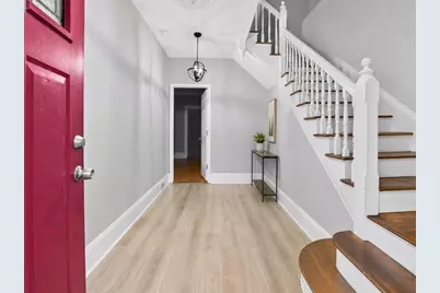 8 Jay St, Fitchburg, MA 01420 - Photo 2