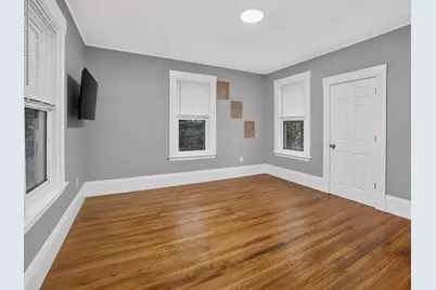 8 Jay St, Fitchburg, MA 01420 - Photo 8