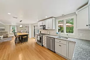 12 Hillcrest Rd, Kingston, MA 02364 - Photo 8