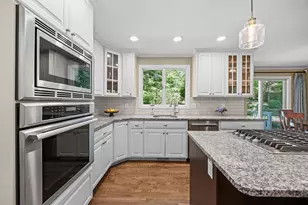 175 Maskwonicut St, Sharon, MA 02067 - Photo 10