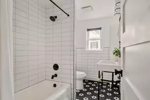 137 Otis St, Cambridge, MA 02141 - Photo 20