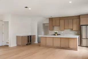 60 Franklin St, Somerville, MA 02145 - Photo 2