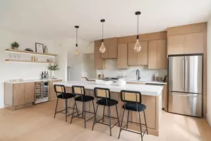 60 Franklin St, Somerville, MA 02145 - Photo 6