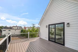 60 Franklin St, Somerville, MA 02145 - Photo 4