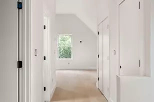 60 Franklin St, Somerville, MA 02145 - Photo 16