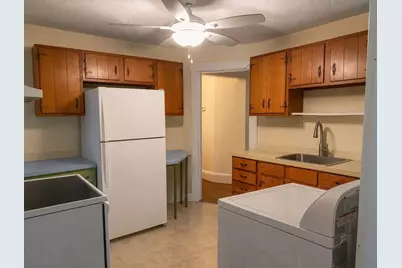 59 Rowe St #2, Newton, MA 02466 - Photo 10