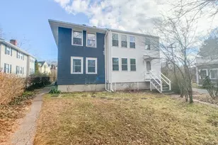 59 Rowe St, Newton, MA 02466 - Photo 16