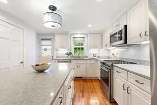 69 Meriam St, Wakefield, MA 01880 - Photo 18