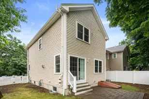 87-89 Ossipee, Newton, MA 02464 - Photo 18