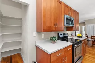 88 Florida St, Boston, MA 02124 - Photo 12