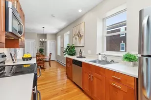 88 Florida St, Boston, MA 02124 - Photo 10