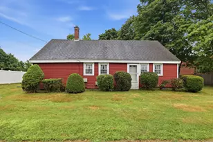 68 Chestnut St, Franklin, MA 02038 - Photo 1