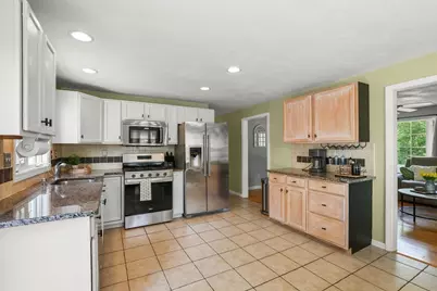 55 Steeple Chase Cir #1, Attleboro, MA 02703 - Photo 6