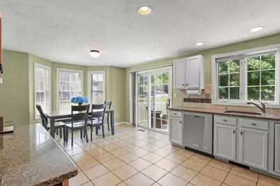 55 Steeple Chase Cir #1, Attleboro, MA 02703 - Photo 4