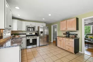 55 Steeple Chase Cir, Attleboro, MA 02703 - Photo 6
