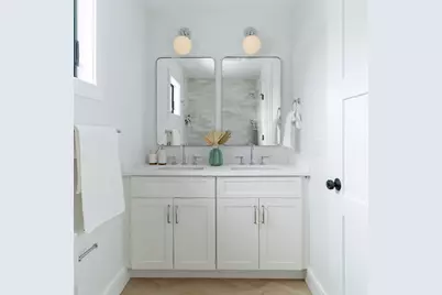 712 Watertown St #712, Newton, MA 02460 - Photo 20