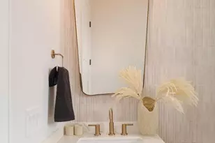 712 Watertown St, Newton, MA 02460 - Photo 12