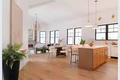 712 Watertown St #712, Newton, MA 02460 - Photo 4