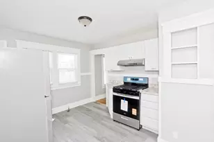 424 Carew, Springfield, MA 01104 - Photo 6