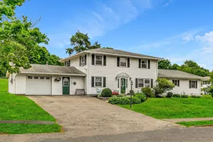 99 Burley St, Danvers, MA 01923 - Photo 4