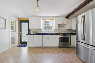 58 Johnson St, North Attleboro, MA 02760 - Photo 6