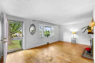 2008 Washington St, Braintree, MA 02184 - Photo 6
