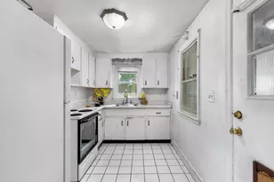 2008 Washington St, Braintree, MA 02184 - Photo 12