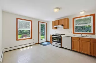 73 Water St, Holliston, MA 01746 - Photo 16